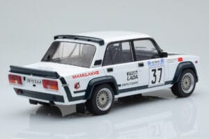 Lada 2105 VFTS #37 H. Ohu Rally Acropolis 1983 IXO 1:18 18RMC145 Diecast — photo 2 of 6