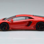 Lamborghini Aventador LP700-4 Andromeda Red AUTOart 1:18 - image 5 of 10
