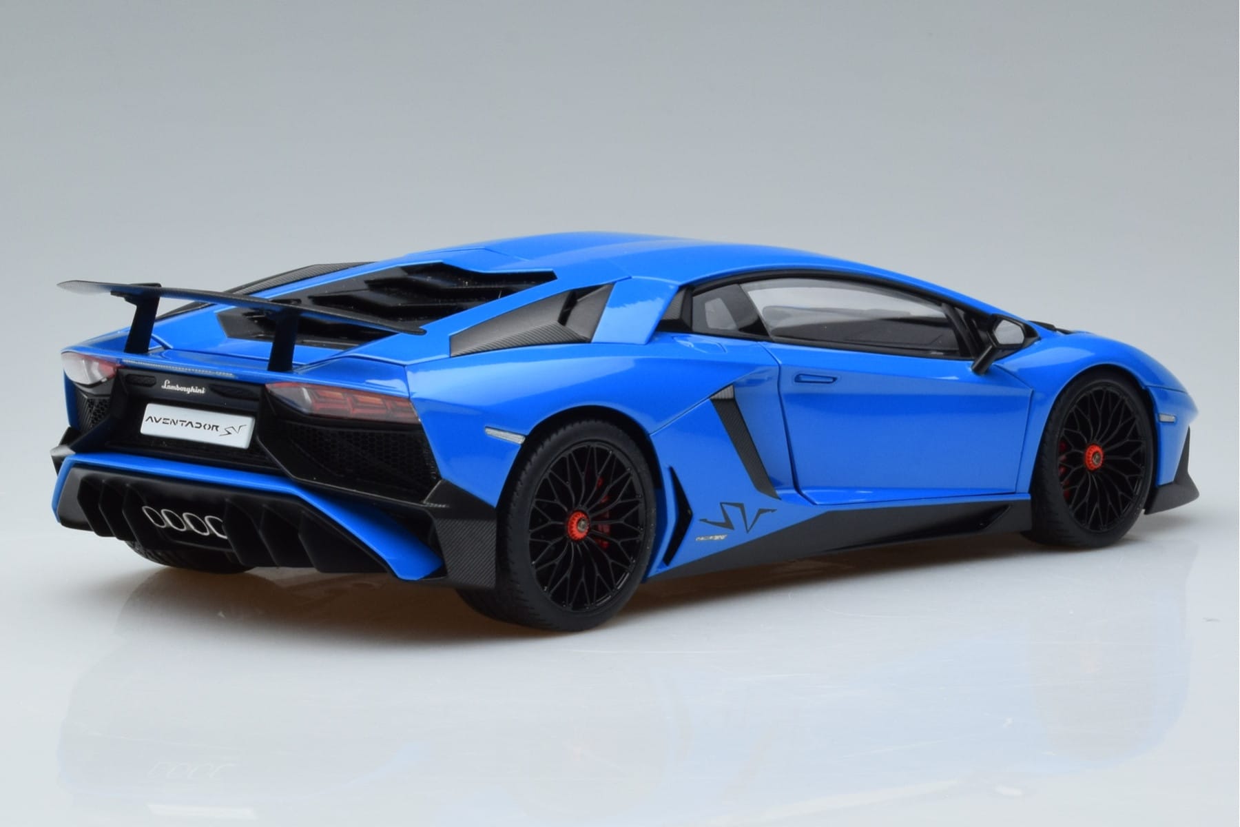 Lamborghini Aventador LP750-4 SV Blue AUTOart 1:18 74559 Composite — photo 3 of 8