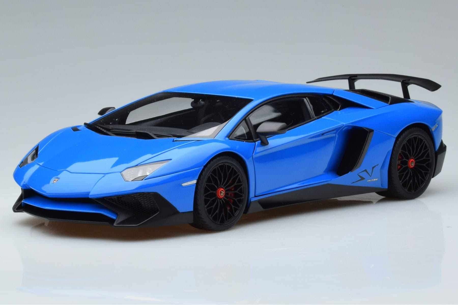 Lamborghini Aventador LP750-4 SV Blue AUTOart 1:18 74559 Composite