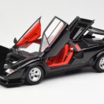 Lamborghini Countach LP 5000 Quattrovalvole Black Kyosho 1:18 08320BK - image 2 of 8