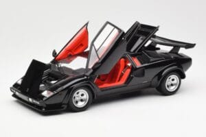 Lamborghini Countach LP 5000 Quattrovalvole Black Kyosho 1:18 08320BK Diecast — photo 2 of 8