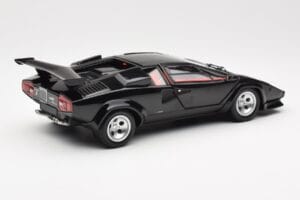 Lamborghini Countach LP 5000 Quattrovalvole Black Kyosho 1:18 08320BK Diecast — photo 3 of 8