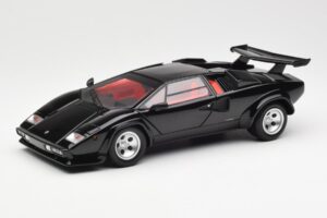 Lamborghini Countach LP 5000 Quattrovalvole Black Kyosho 1:18 08320BK