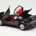 Lamborghini Countach LP 5000 Quattrovalvole Black Kyosho 1:18 08320BK - image 5 of 8