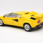 Lamborghini Countach LP 5000 Quattrovalvole Yellow Kyosho 1:18 08320Y - image 7 of 8