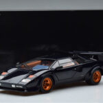 Lamborghini Countach LP500S Walter Wolf Dark Blue Kyosho 1:18 - image 11 of 11