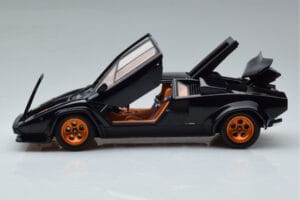 Lamborghini Countach LP500S Walter Wolf Dark Blue Kyosho 1:18 08320D Diecast — photo 4 of 11
