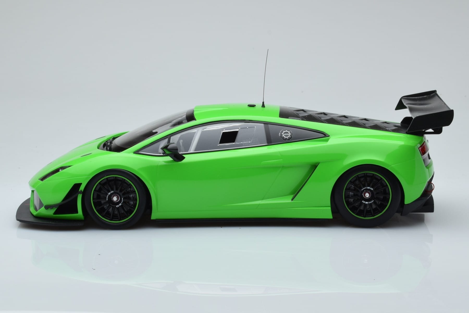 Lamborghini Gallardo LP600+ GT3 Green Minichamps 1:18 151111101 Diecast — photo 3 of 6