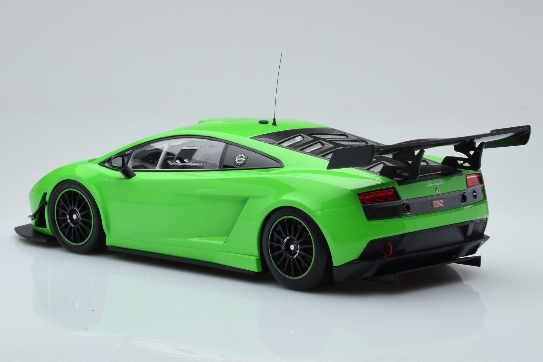 Lamborghini Gallardo LP600+ GT3 Green Minichamps 1:18 151111101 Diecast — photo 5 of 6