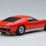 Lamborghini Miura SV Red AUTOart 1:18 - image 3 of 8