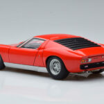 Lamborghini Miura SV Red AUTOart 1:18 - image 7 of 8