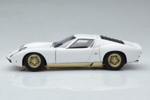 Lamborghini Miura SV White AUTOart 1:18 74544 Diecast — photo 5 of 8