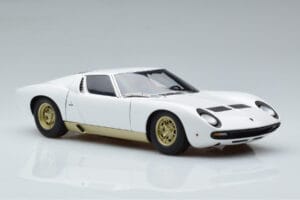 Lamborghini Miura SV White AUTOart 1:18 74544 Diecast — photo 6 of 8