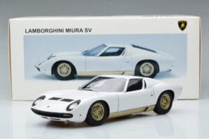 Lamborghini Miura SV White AUTOart 1:18 74544 Diecast — photo 8 of 8