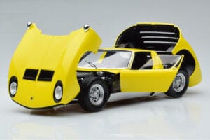 Lamborghini Miura SV Yellow Kyosho 1:18 08317Y Diecast — photo 2 of 11
