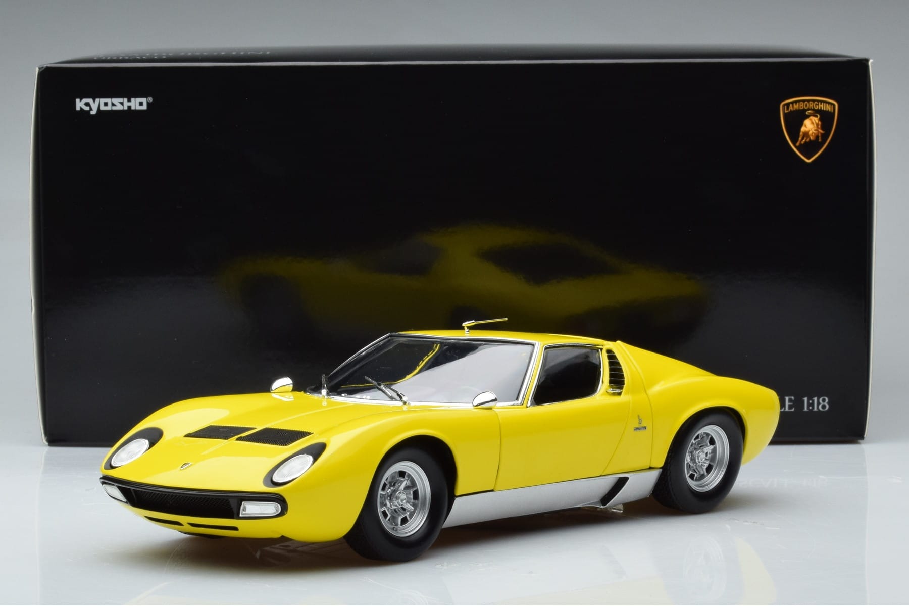 Lamborghini Miura SV Yellow Kyosho 1:18 08317Y Diecast — photo 11 of 11