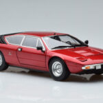 Lamborghini Urraco P250 Red Kyosho 1:18 - image 6 of 10