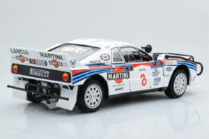 Lancia 037 Martini #8 A. Bettega / M. Perissinot Safari Rally 1985 Kyosho 1:18 08306J Diecast — photo 4 of 8
