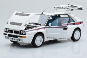 Lancia Delta HF Integrale 6 White Kyosho 1:18 08344E Diecast — photo 2 of 8