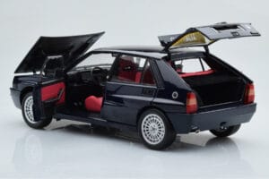 Lancia Delta HF Integrale Club Italia Blue Kyosho 1:18 08343SC Diecast — photo 3 of 8