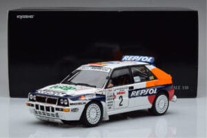 Lancia Delta HF Integrale Evoluzione #2 C. Sainz / L. Moya Tour de Corse 1993 Kyosho 1:18 08348J Diecast — photo 9 of 9
