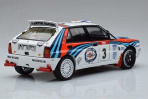 Lancia Delta HF Integrale Evoluzione #3 D. Auriol / B. Occelli Tour de Corse 1992 Kyosho 1:18 08348H Diecast — photo 3 of 9