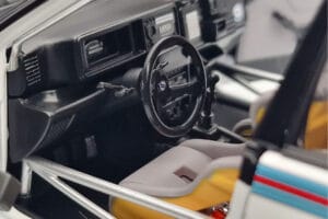 Lancia Delta HF Integrale Evoluzione Test Car Kyosho 1:18 08348G Diecast — photo 7 of 9