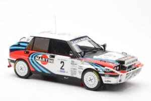 Lancia Delta Integrale 16V #2 M. Biasion / T. Siviero Rally Safari 1990 IXO 1:18 18RMC139A Diecast — photo 4 of 6