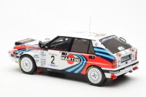 Lancia Delta Integrale 16V #2 M. Biasion / T. Siviero Rally Safari 1990 IXO 1:18 18RMC139A Diecast — photo 5 of 6