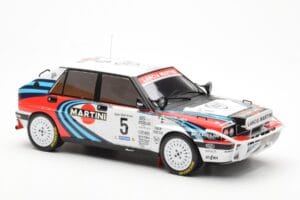 Lancia Delta Integrale 16V #5 J. Kankkunen / J. Piironen Rally Safari 1990 IXO 1:18 18RMC139C Diecast — photo 4 of 6