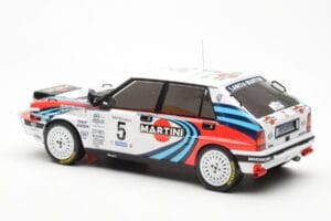Lancia Delta Integrale 16V #5 J. Kankkunen / J. Piironen Rally Safari 1990 IXO 1:18 18RMC139C Diecast — photo 5 of 6