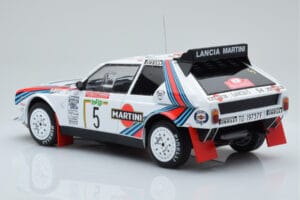 Lancia Delta S4 #5 M. Biasion / T. Siviero Rally San Remo 1986 IXO 1:18 18RMC130B Diecast — photo 5 of 6
