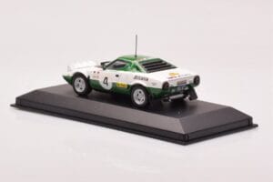 Lancia Stratos Alitalia #4 B. Waldegaard / H. Thorzelius Winner Rally Sweden 1975 Minichamps 1:43 430751204 Diecast — photo 3 of 4