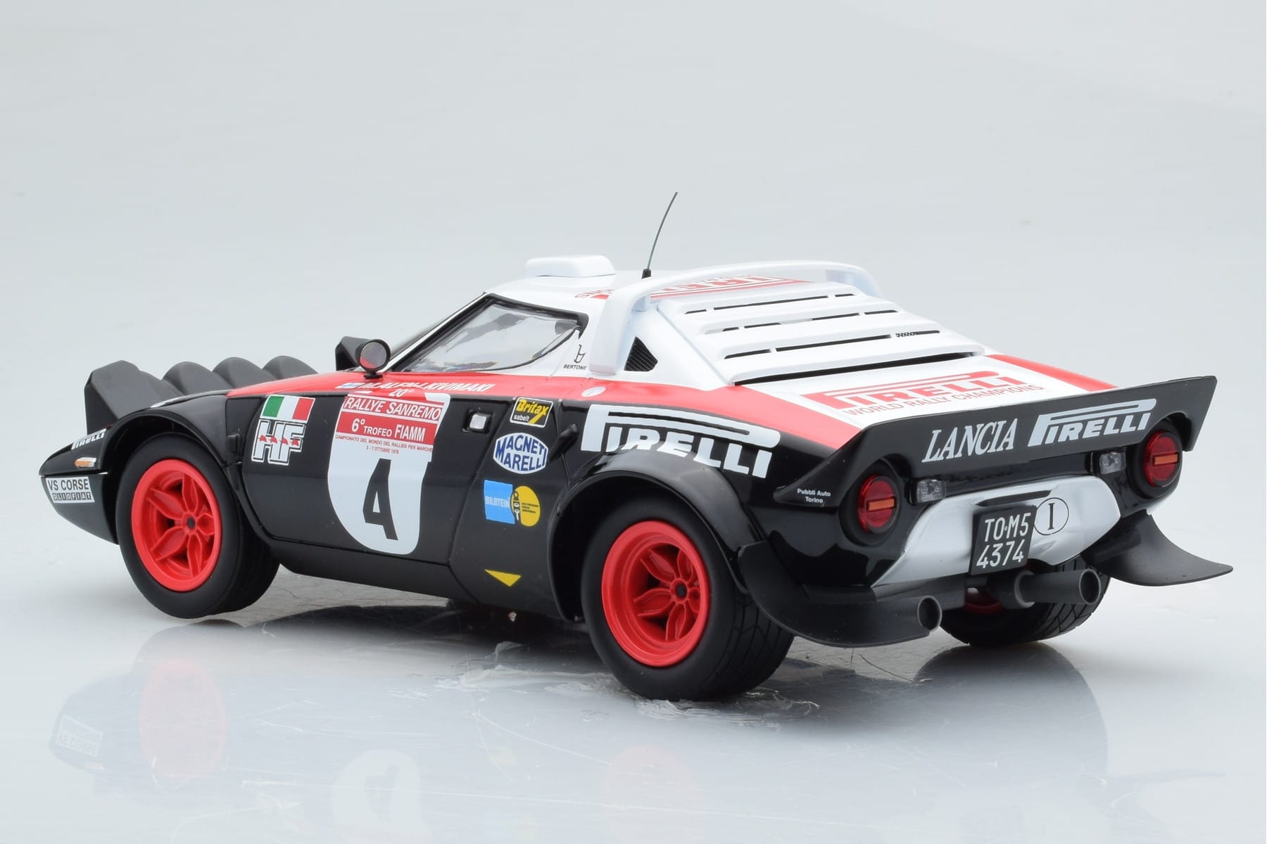 Lancia Stratos Pirelli #4 M. Alen / I. Kivimaki Winners Rally Sanremo 1978 Minichamps 1:18 155781704 Diecast — photo 5 of 6