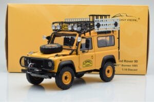Land Rover Defender 90 Camel Trophy Borneo 1985 Almost Real 1:18 810213 Diecast — photo 8 of 8