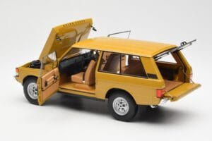 Land Rover Range Rover Classic Yellow Almost Real 1:18 ALM810103 Diecast — photo 5 of 8