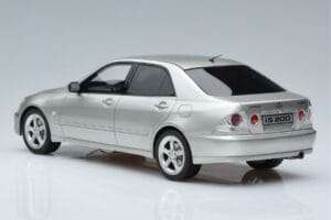 Lexus IS200 XE10 Silver Otto 1:18 OT991 Resin — photo 5 of 6