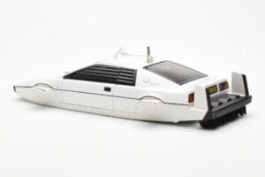 Lotus Esprit Type 79 James Bond The Spy Who Loved Me Submarine White AUTOart 1:18 75306 Diecast — photo 4 of 8