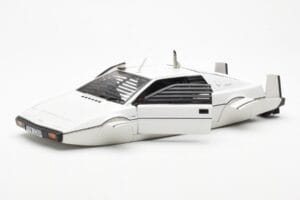 Lotus Esprit Type 79 James Bond The Spy Who Loved Me Submarine White AUTOart 1:18 75306 Diecast — photo 8 of 8