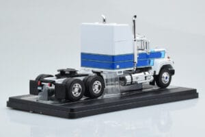Mack Superliner Magnum White Blue IXO 1:43 TR165 Diecast — photo 2 of 6