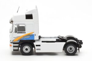 MAN F2000 White IXO 1:43 TR174
