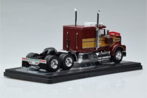 Marmon CHDT Red Gold IXO 1:43 TR157 Diecast — photo 2 of 6
