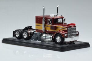Marmon CHDT Red Gold IXO 1:43 TR157 Diecast — photo 4 of 6