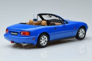 Mazda MX-5 NA Blue Otto 1:18 OT934 Resin — photo 2 of 6