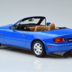 Mazda MX-5 NA Blue Otto 1:18 OT934 Resin - image 5 of 6