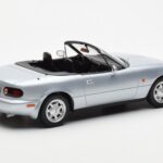 Mazda MX-5 NA Silver Norev 1:18 - image 2 of 7