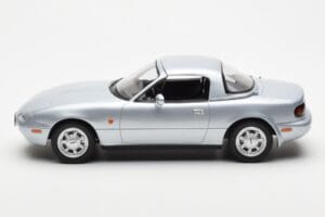 Mazda MX-5 NA Silver Norev 1:18 188023 Diecast — photo 4 of 7