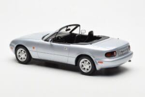 Mazda MX-5 NA Silver Norev 1:18 188023 Diecast — photo 6 of 7
