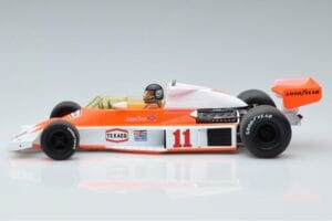 McLaren M23 #11 J. Hunt F1 World Champion 1976 MCG 1:18 MCG18612F Diecast — photo 3 of 6